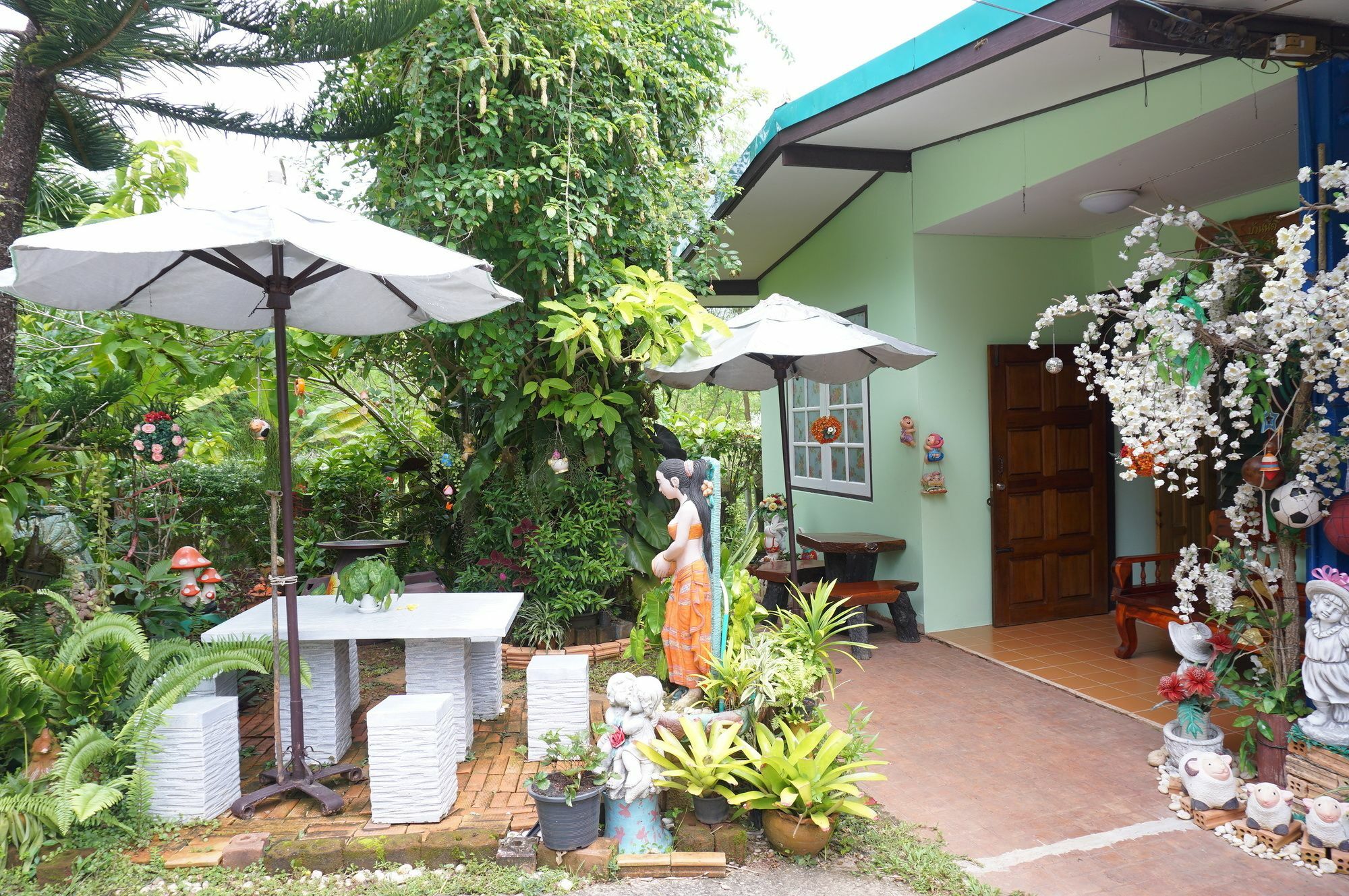 Homestay Garden Surat Thani